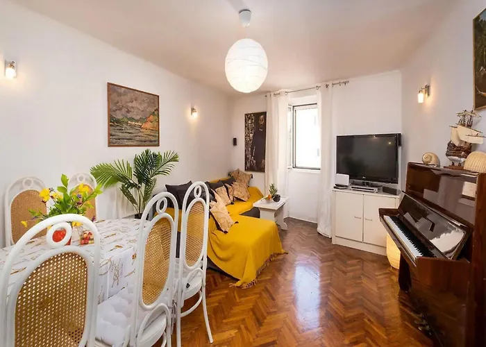 Jany - Two Bedroom With View Appartement *