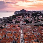 Jany - Two Bedroom With View Ντουμπρόβνικ