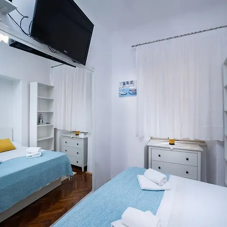 Jany - Two Bedroom With View דירה דוברובניק
