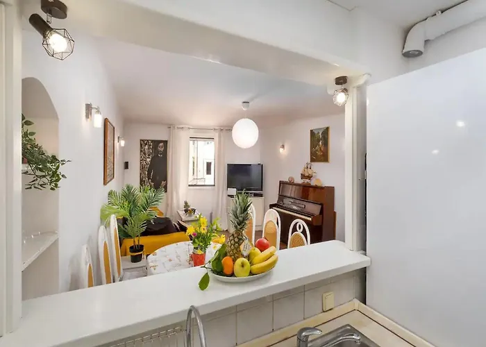 Jany - Two Bedroom With View Apartmán *